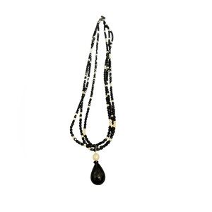 Chic Black and Cream Beaded Necklace